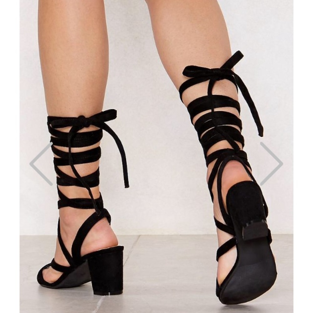 Lace up sandals in black suede - Picture 2 of 7